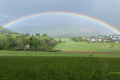 20200501_Taben_Ruhebank_Regenbogen_172603_4000er_Meta