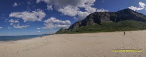 Langsanden, Sandhornøy, Norwegen