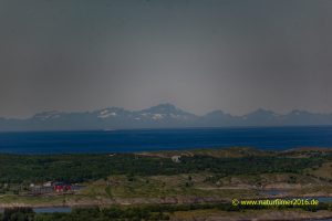 Blick vom Sandhornet auf die Lofoten, Sandhornøy, Norwegen