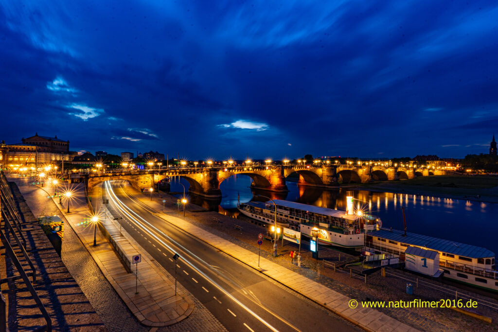 Dresden bei Nacht, Augustusbrücke